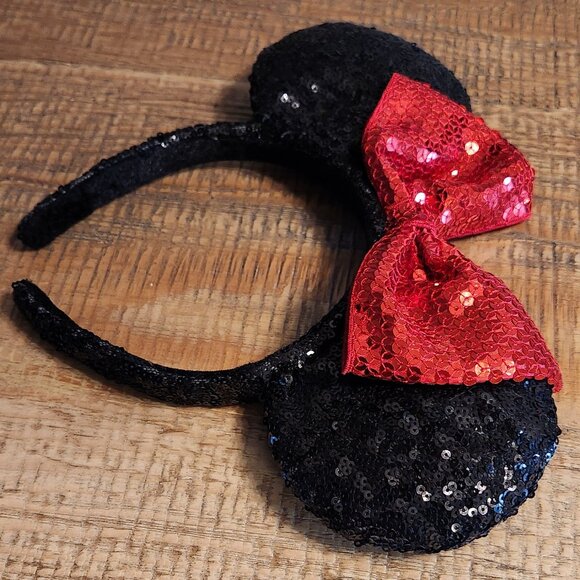 Mini Mouse Sequined Ears in Adult Size EUC - Picture 3 of 10